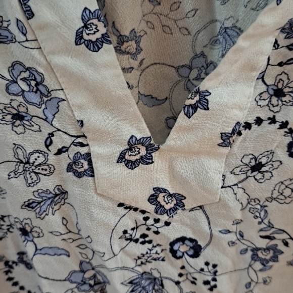 Gap top - Picture 4 of 5